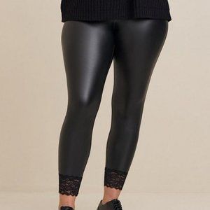 ❤️NWT VINTAGE TORRID LEGGING - FAUX VEGAN LEATHER LACE HEM FULL LENGTH PLUS SIZE